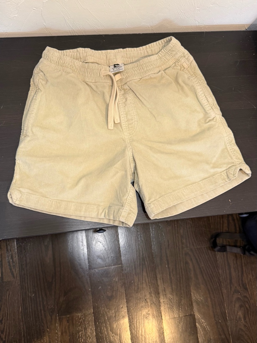 Bear Bottom Corduroy Shorts - Men’s Small 5.5” inseam